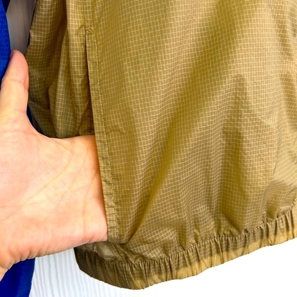 Fabletics - Bright Color Block Payton Woven Light… - image 8